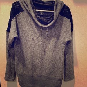 Grey pull over!